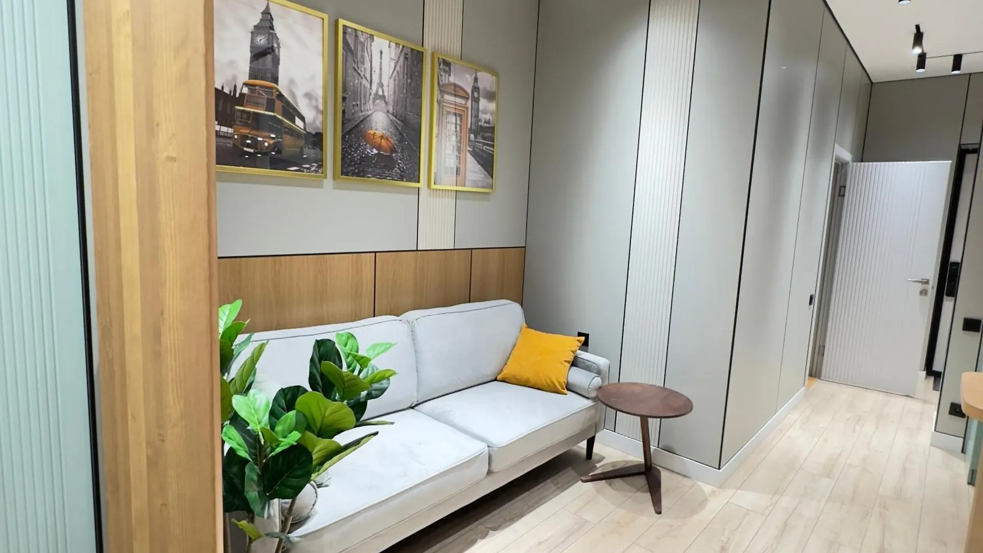 Meridian Luxury Stay 306 Almati Apartman